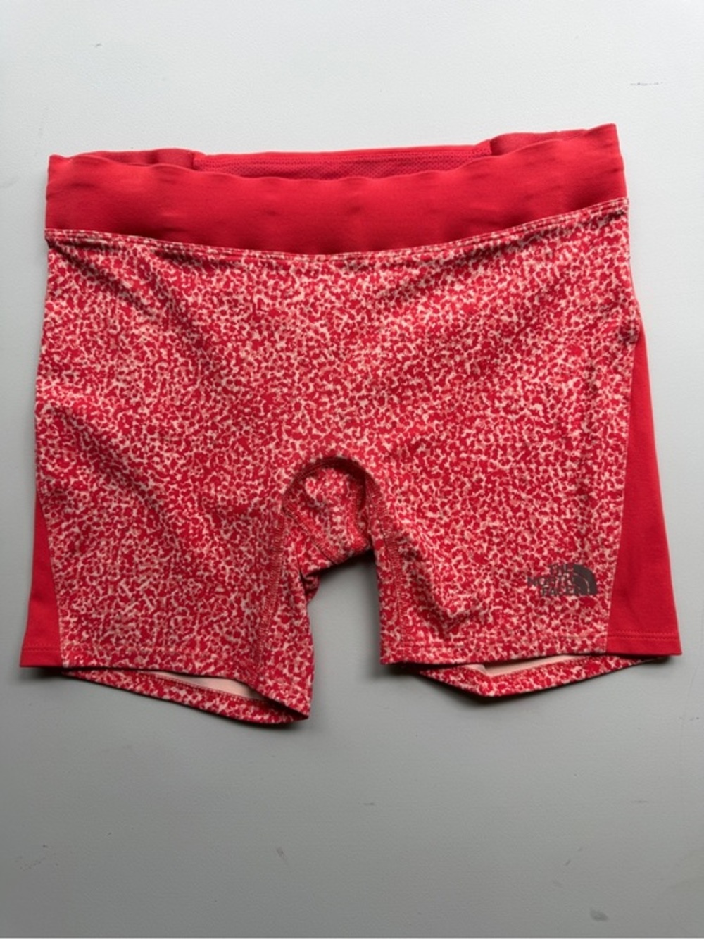 North Face pink/coral/salmon/flash dry shorts small
